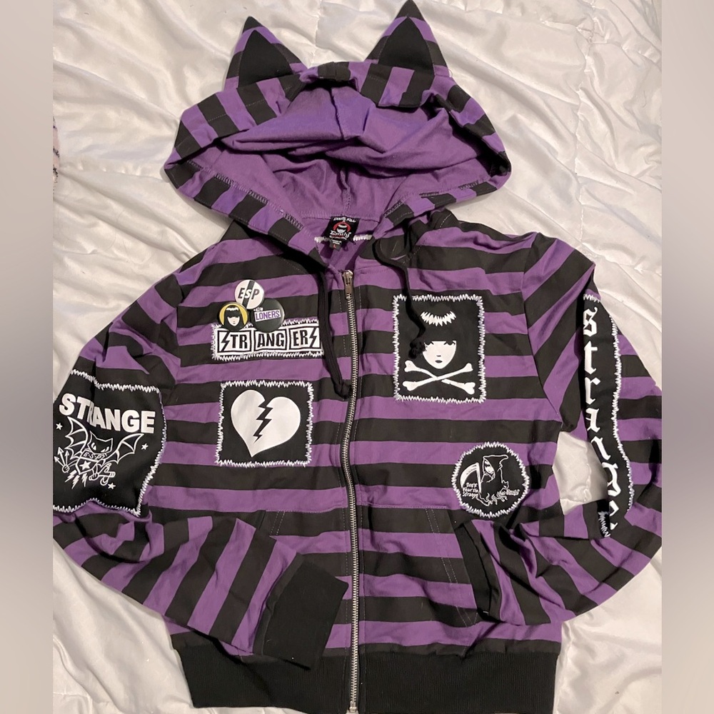 RARE Dolls Kill x Emily the Strange hoodie patches purple black sz L EUC